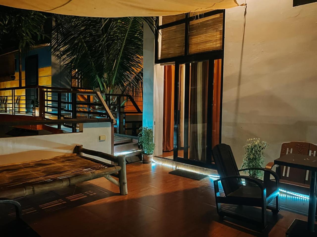 The Bistro House - Loft Unit - Vigan Apartment Exterior photo